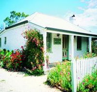 Sarah's Cottage - Hervey Bay Accommodation