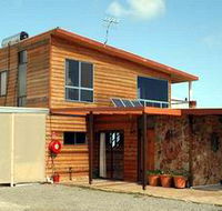 Shboo Shelly Beach Lodge - Hervey Bay Accommodation