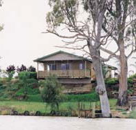 Mundic Grove Cottage - Hervey Bay Accommodation