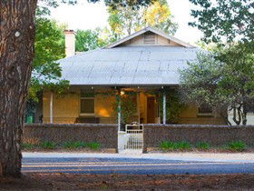 Mill Cottage Loxton - Hervey Bay Accommodation 0