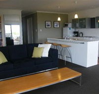 Coorong Waterfront Retreat - Hervey Bay Accommodation