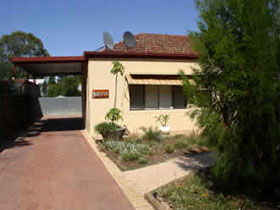 Loxton Smiffy's Bed And Breakfast (Sadlier Street) - Hervey Bay Accommodation 0