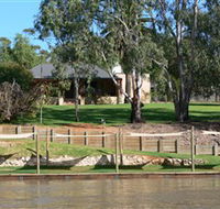 Roonka Riverfront Cottages - Hervey Bay Accommodation