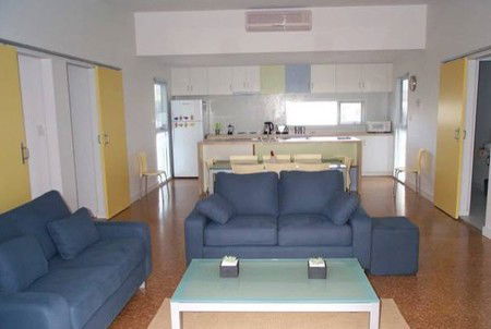 Port Willunga Blue - Hervey Bay Accommodation 3
