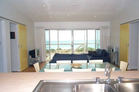 Port Willunga Blue - Hervey Bay Accommodation 5