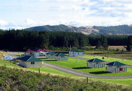 Mount Compass Caravan Park - Hervey Bay Accommodation 1