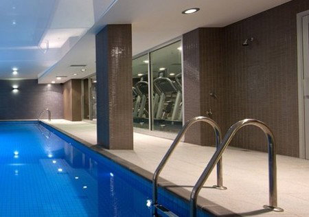 Crowne Plaza Adelaide - Hervey Bay Accommodation 4