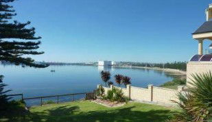 Bay 10 Accommodation - Hervey Bay Accommodation 1