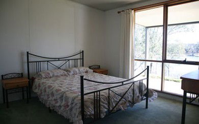 Toolunka Estate Cottage - Hervey Bay Accommodation 3