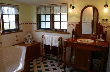 Sarah's Cottage - Hervey Bay Accommodation 3