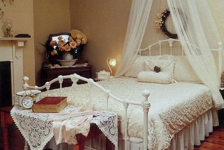 Sea & Vines Cottage - Hervey Bay Accommodation 2