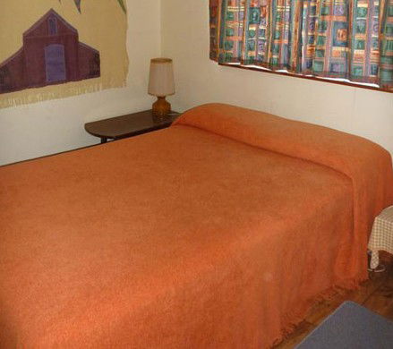 Oaklands Fishing Cottage - Hervey Bay Accommodation 4