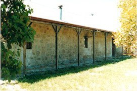 Mt Dutton Bay Woolshed Hostel - Hervey Bay Accommodation 3