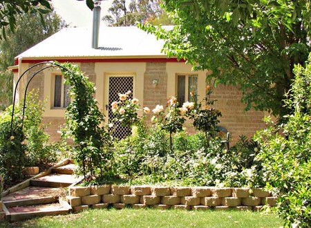 Riesling Trail Cottages - Hervey Bay Accommodation 4