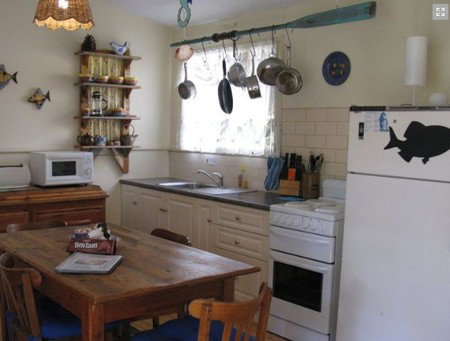 Boathaven Beach House - Hervey Bay Accommodation 1