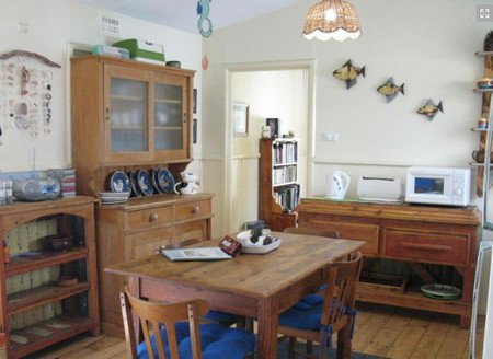 Boathaven Beach House - Hervey Bay Accommodation 2