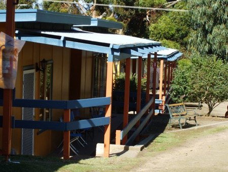 Casuarina Coastal Units - Hervey Bay Accommodation 1