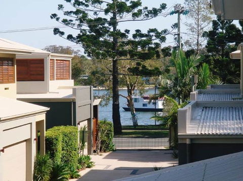 Sonoma Noosaville - Hervey Bay Accommodation 0