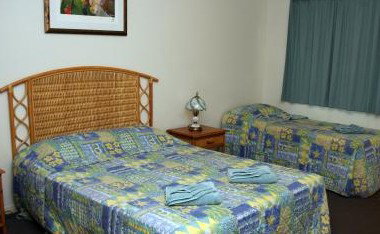 Lake Bennett Resort - Hervey Bay Accommodation 1