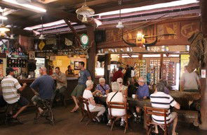 Bark Hut Inn - Hervey Bay Accommodation 1