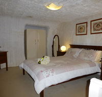 Underground Bed and Breakfast - Hervey Bay Accommodation