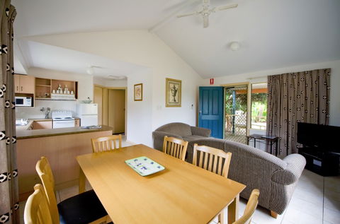 Port Elliot Holiday Park - Hervey Bay Accommodation 9