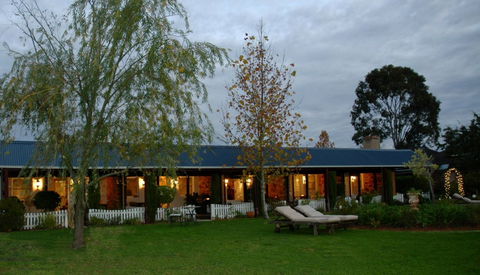 Paringa House B&B Stone Cottages - Hervey Bay Accommodation 2