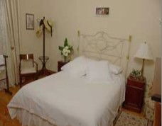 Miriams Cottage - Hervey Bay Accommodation 3