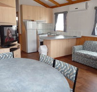 Victor Harbor Holiday and Cabin Park - Hervey Bay Accommodation