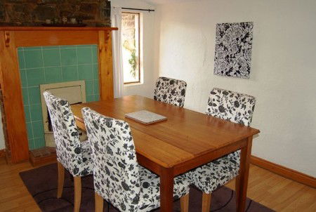 Blyth Cottage - Hervey Bay Accommodation 1