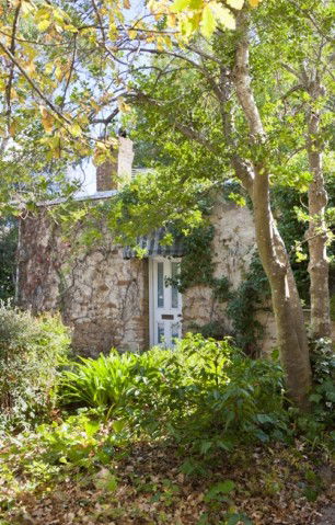 Stirling House - Hervey Bay Accommodation 1