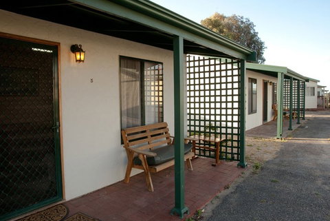 Moonta Bay Road Cabins And Cottages - Hervey Bay Accommodation 0