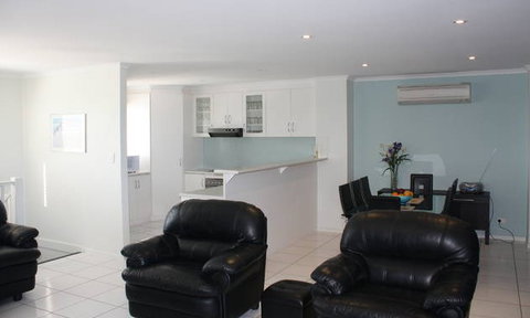 The Harbour View At North Shores Wallaroo - Hervey Bay Accommodation 3