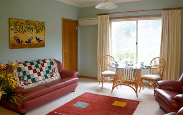 Lorikeet Lane B&B - Hervey Bay Accommodation 5