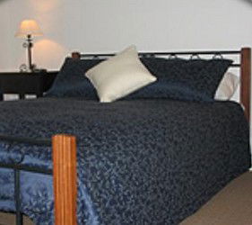 Ibis Apartments - Hervey Bay Accommodation 1