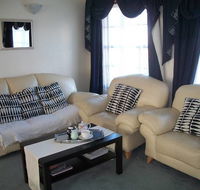 Beachside Apartment - Hove - Tourism Hervey Bay