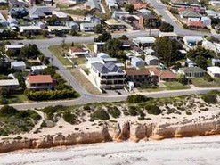 The Lighthouse Accommodation - Hervey Bay Accommodation 2