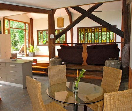 Stonewood Retreat - Hervey Bay Accommodation 2