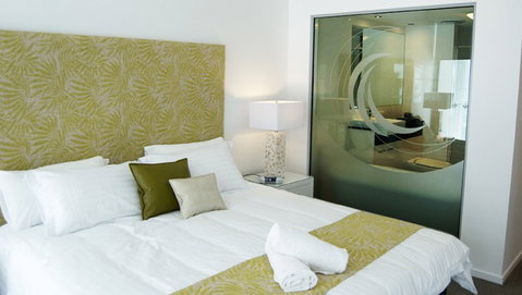 Vision Cairns Esplanade - Hervey Bay Accommodation 1