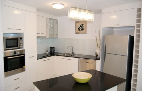 Vision Cairns Esplanade - Hervey Bay Accommodation 2