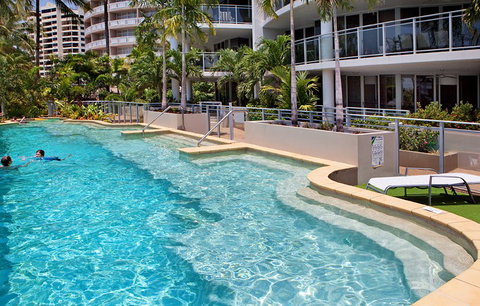 Vision Cairns Esplanade - Hervey Bay Accommodation 3