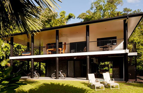 Misty Mountains Tropical Rainforest Romantic Retreat - Hervey Bay Accommodation 2