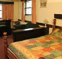 Olde Tudor Hotel - Hervey Bay Accommodation