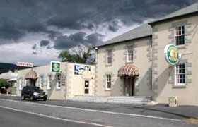 Fingal Hotel - Hervey Bay Accommodation 0