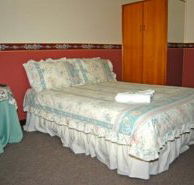 James Hotel - Hervey Bay Accommodation