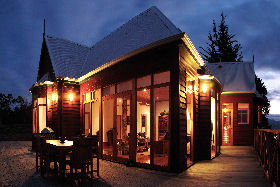 The Peninsula Experience - Tourism Hervey Bay 0