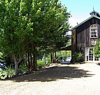 Swallows Nest Hop Kiln Guest House - Tourism Hervey Bay
