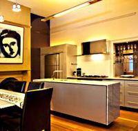 Hatherley Birrell Collection - Plein Air Apartment - Hervey Bay Accommodation
