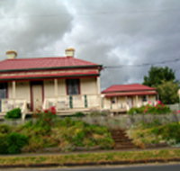 Tier View Twin Cottages - Hervey Bay Accommodation