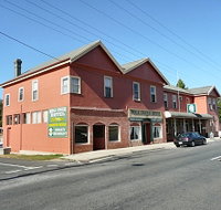 Mole Creek Hotel - Hervey Bay Accommodation